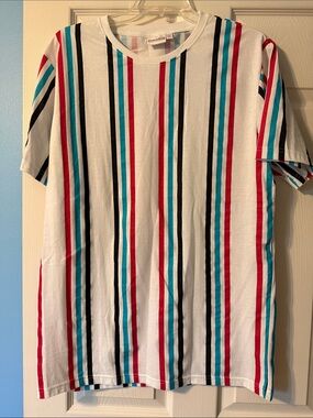 Men’s SMASH Brand XXL Short Sleeve T-shirt Features Red, Blue and Black Stripes